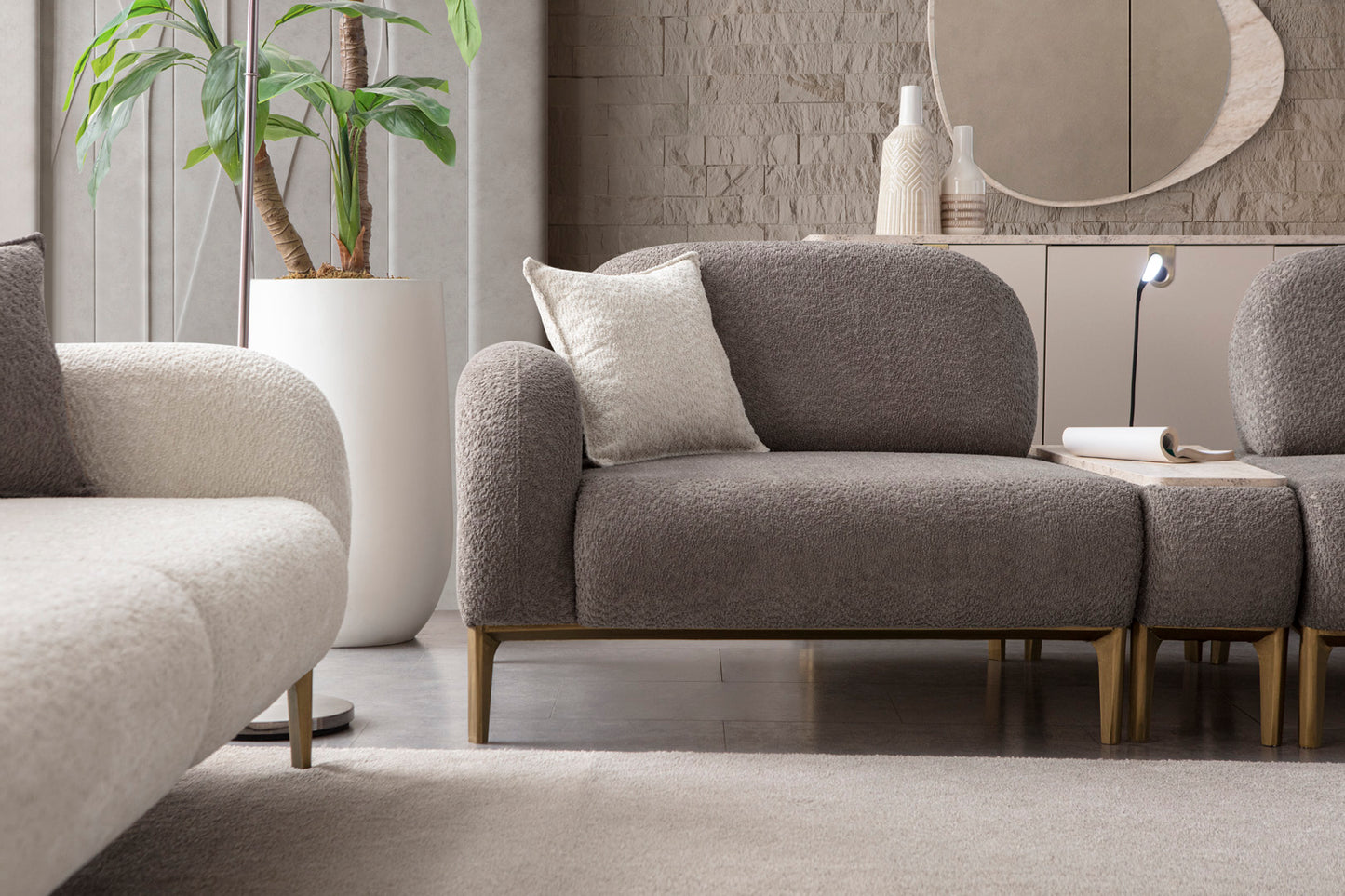 Sitzgruppe/Sofa Set - Wohnzimmergarnitur "Angelica" 3+3+1 + Mittelkonsolentisch