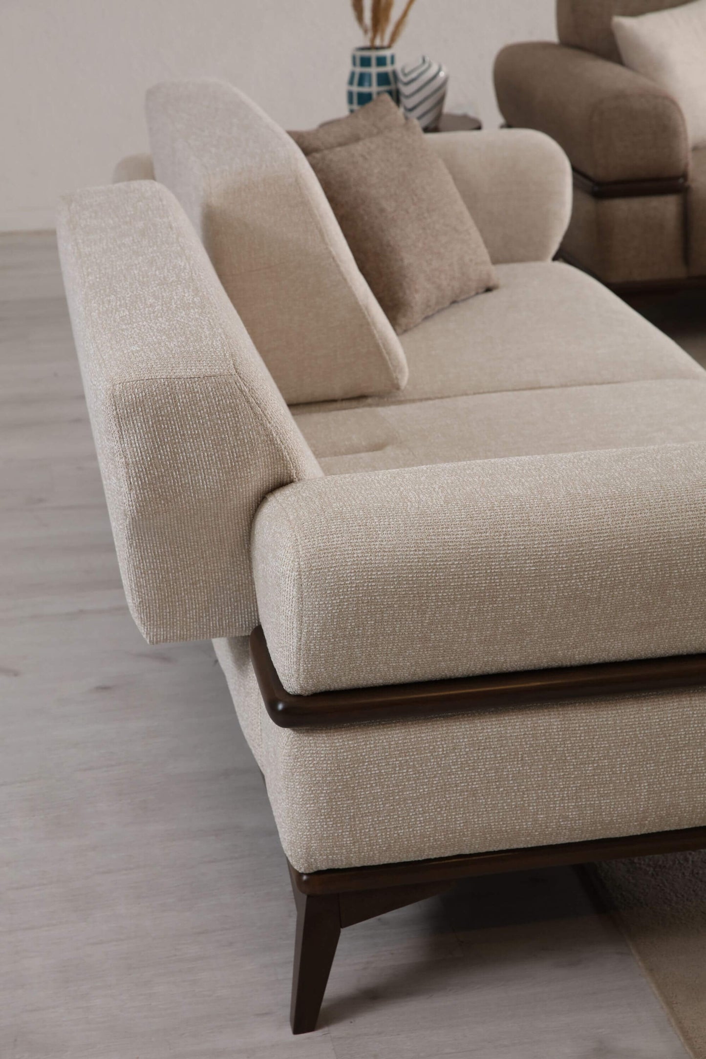 Sitzgruppe/Sofa Set - Wohnzimmergarnitur "Bayleaf" 3+3+1- Hellbraun/Beige- Nobelaa
