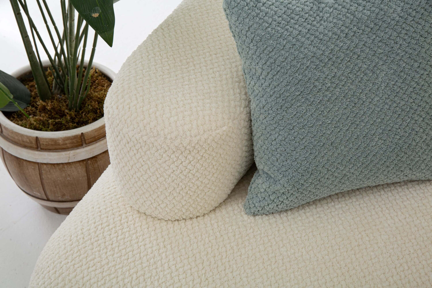 Sitzgruppe/Sofa Set - Wohnzimmergarnitur "Liatris" 3+3+1- Weiß - Nobelaa