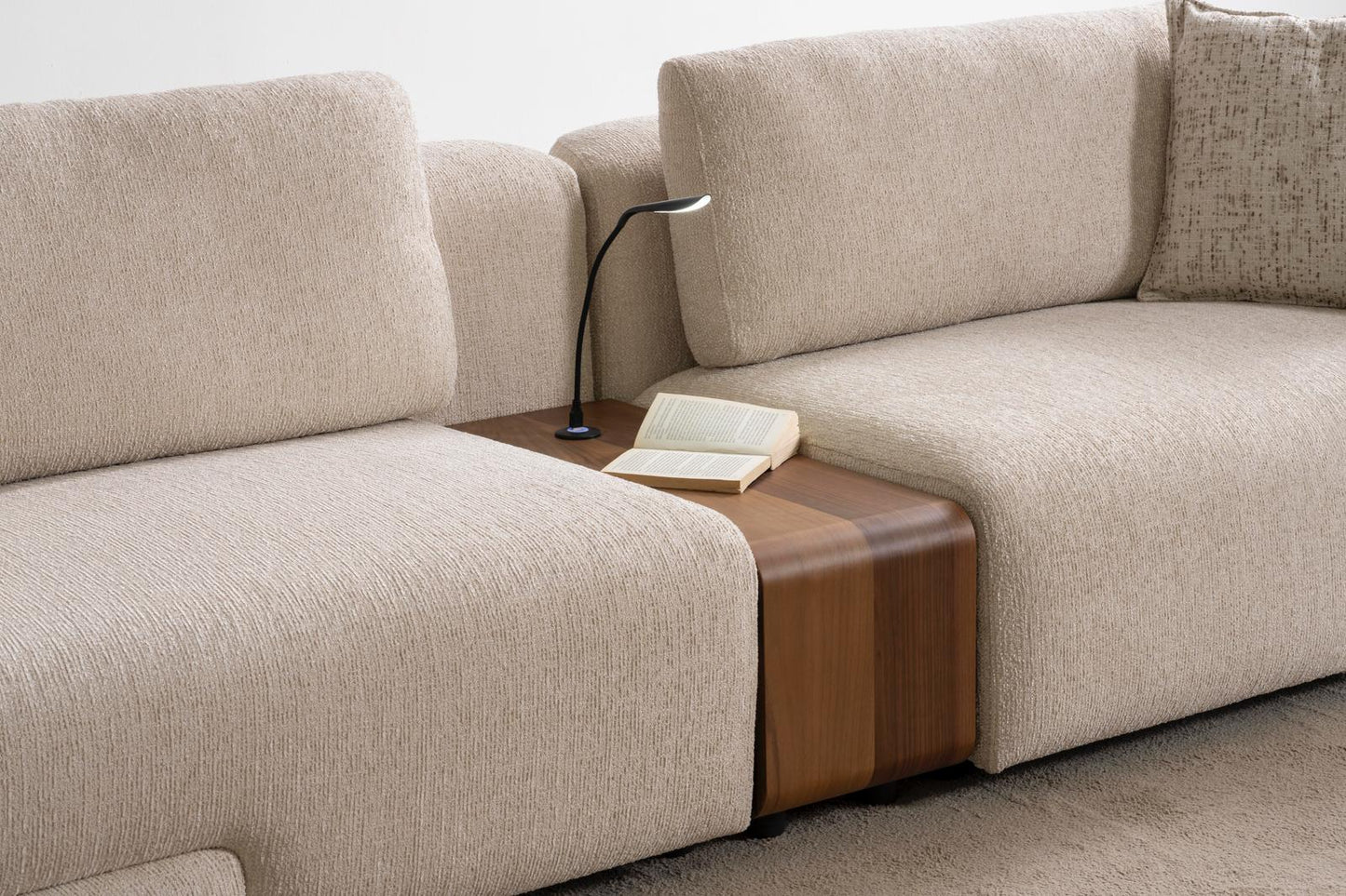 Sitzgruppe/Sofa Set - Wohnzimmergarnitur "Scilla" 3+3+1 + Mittelkonsolentisch - Beige - Nobelaa