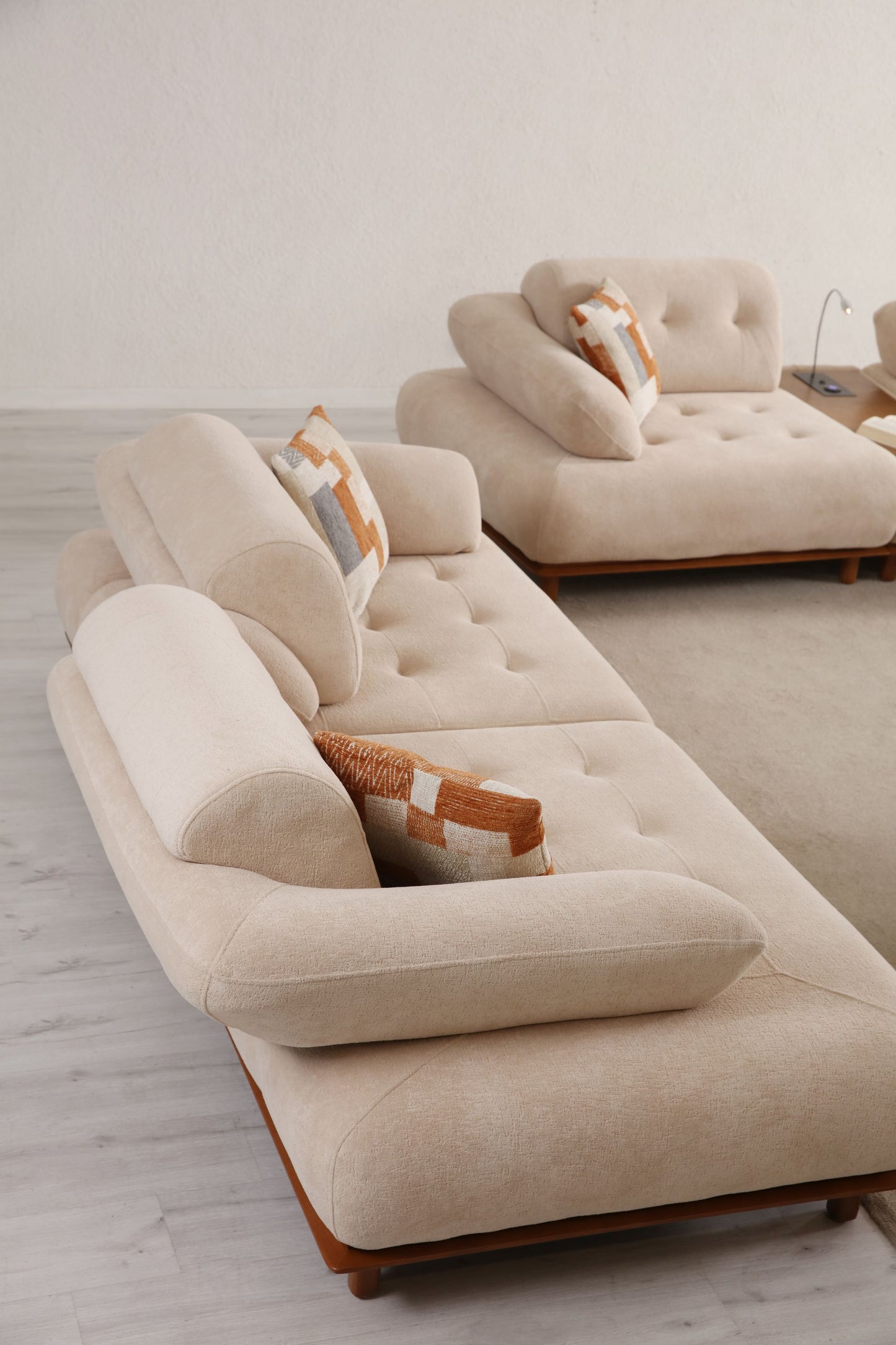 Sitzgruppe/Sofa Set - Wohnzimmergarnitur "Bellora" 3+3+1 - Nobelaa