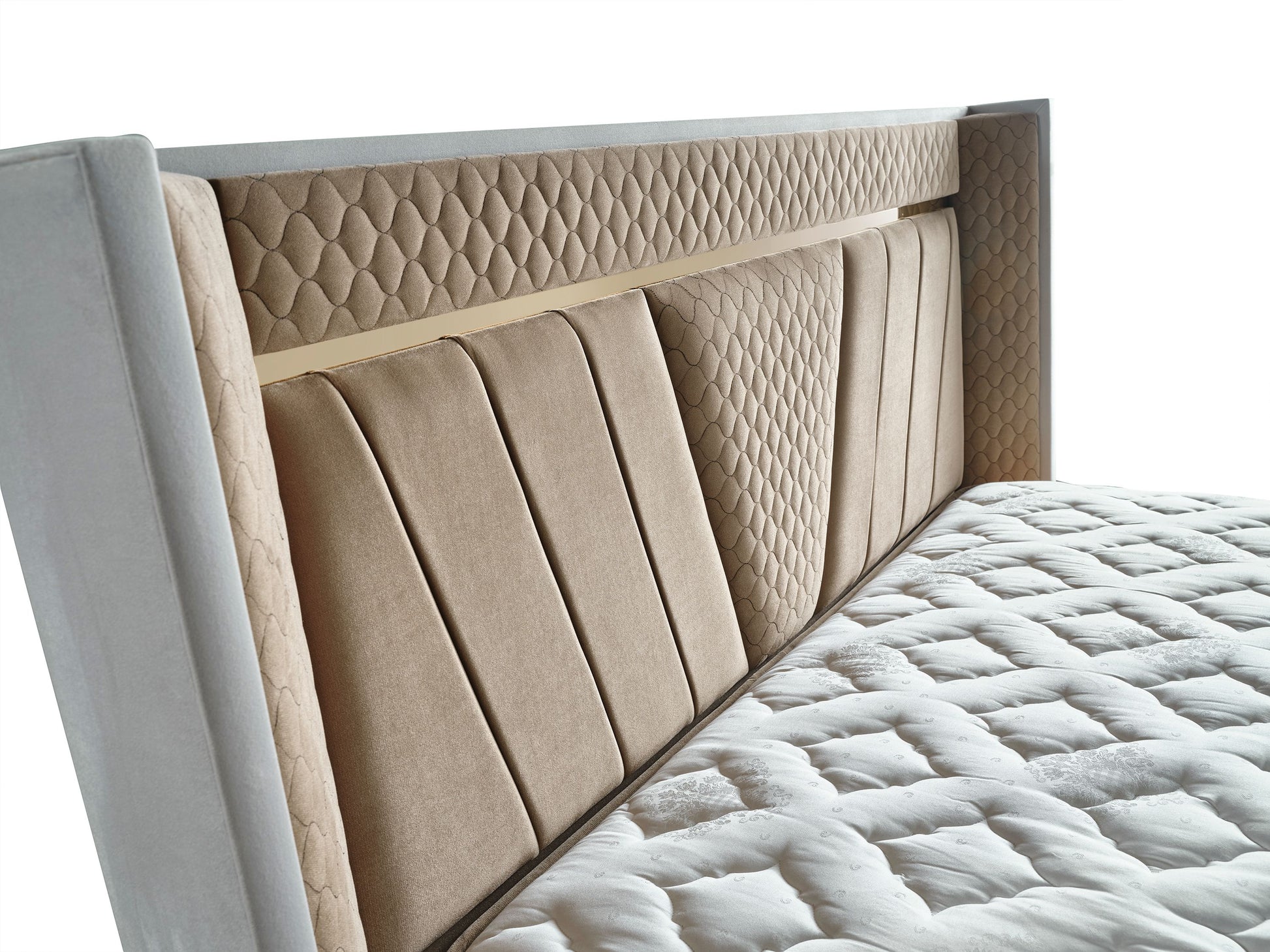 Schlafzimmer-Set "Elvina" – Bett mit Bettkasten mit Matratze, Nachttisch, Kommode, Bettbank