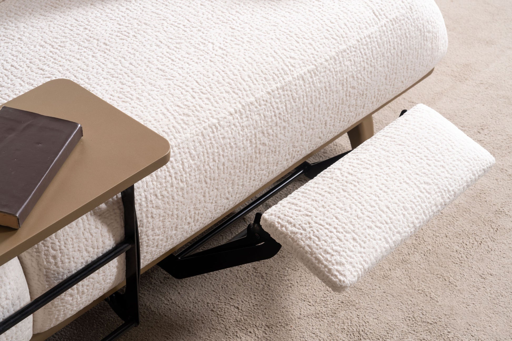 Sitzgruppe/Sofa Set - Wohnzimmergarnitur "Lorina" 3+3+1
