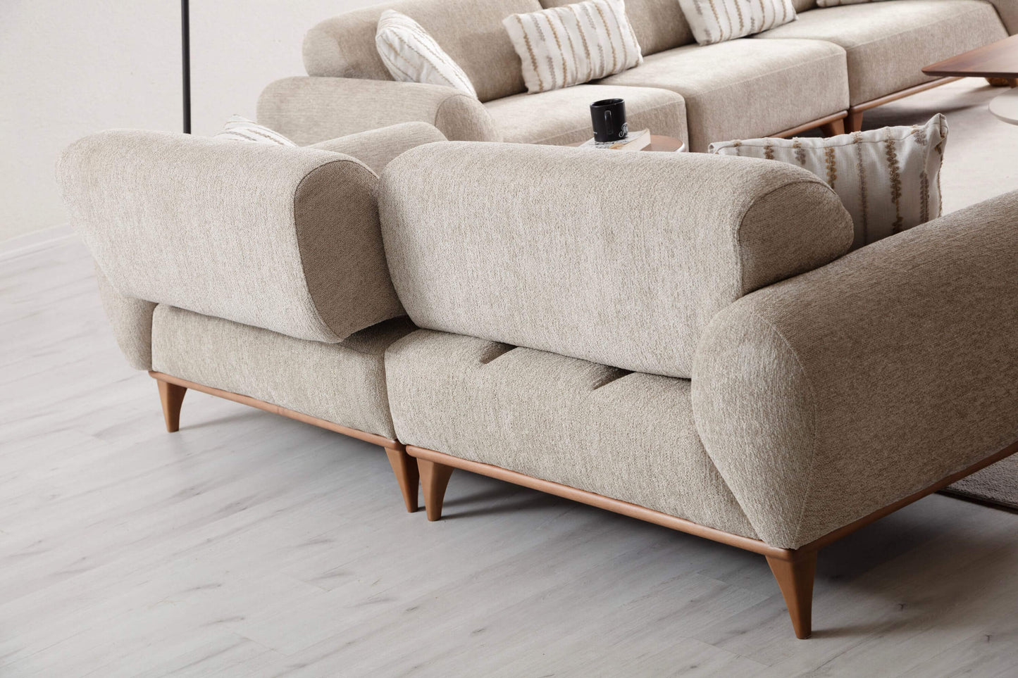 Sitzgruppe/Sofa Set - Wohnzimmergarnitur "Moonflower" 3+2+1 - Beige - Nobelaa