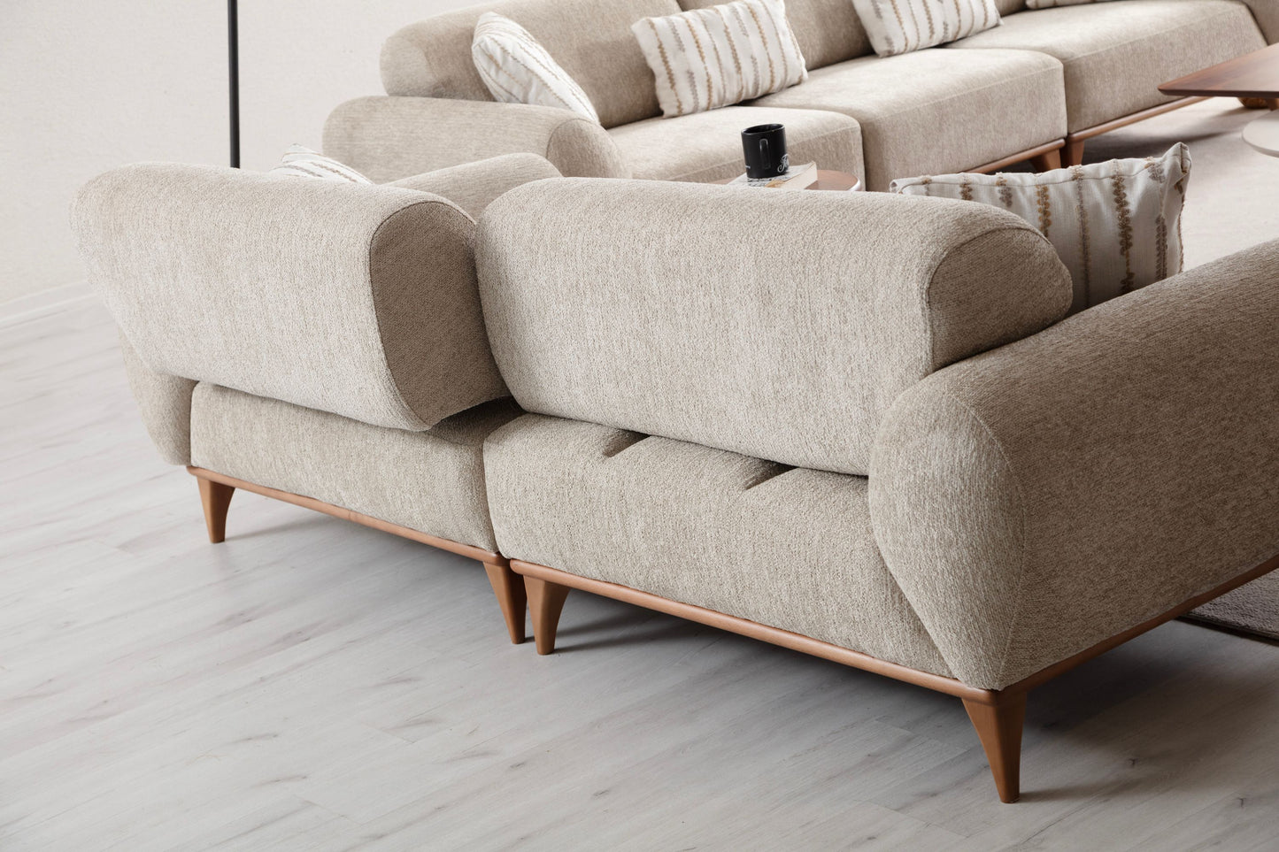 Sitzgruppe/Sofa Set - Wohnzimmergarnitur "Moonflower" 3+2+1 - Beige - Nobelaa