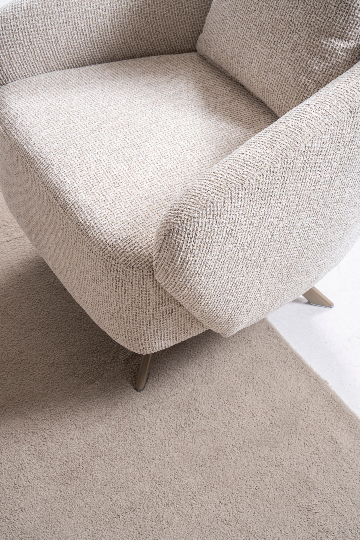 Sitzgruppe/Sofa Set - Wohnzimmergarnitur "Olvina" 3+3+1