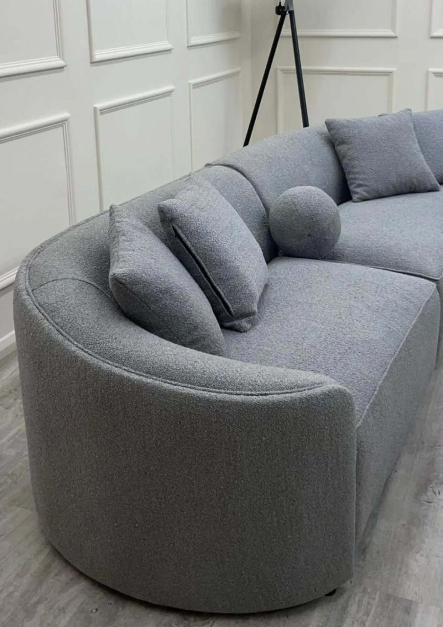 Sofa "Azalea" - gebogener Sofa - Nobelaa